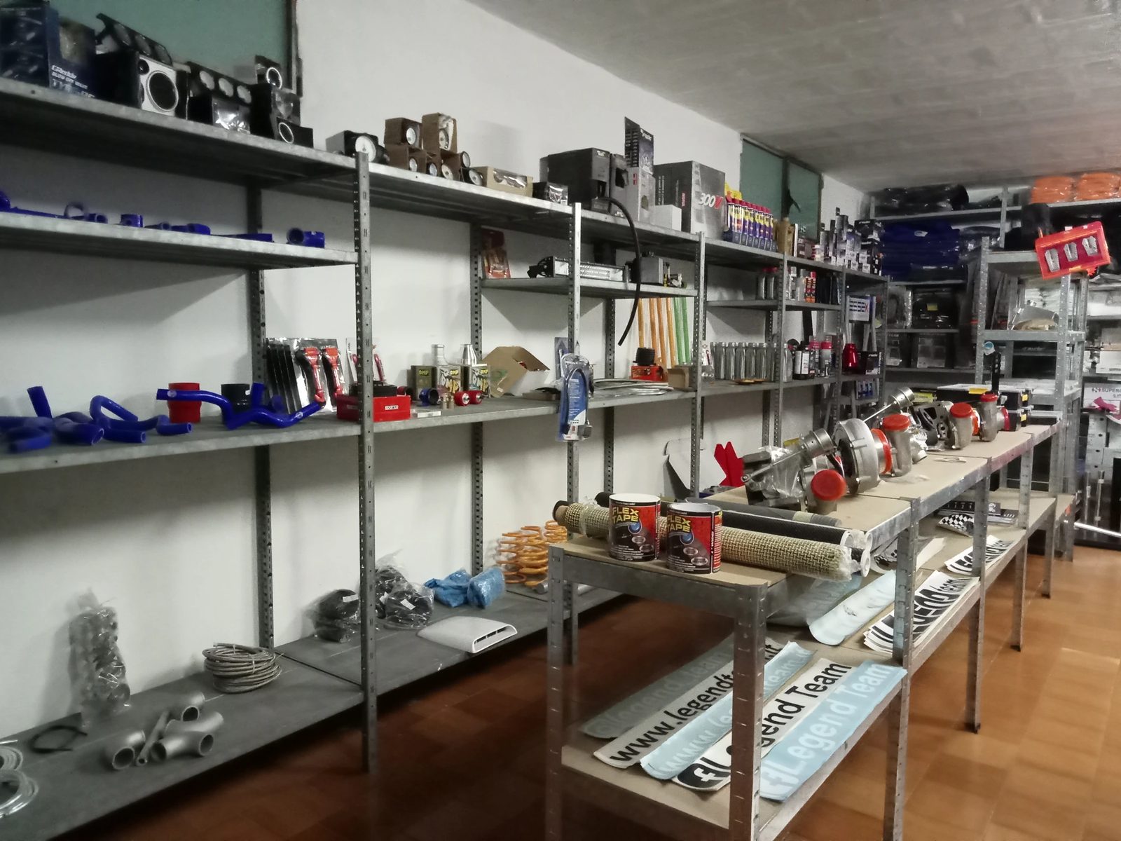 Legend Store — ricambi e accessori racing