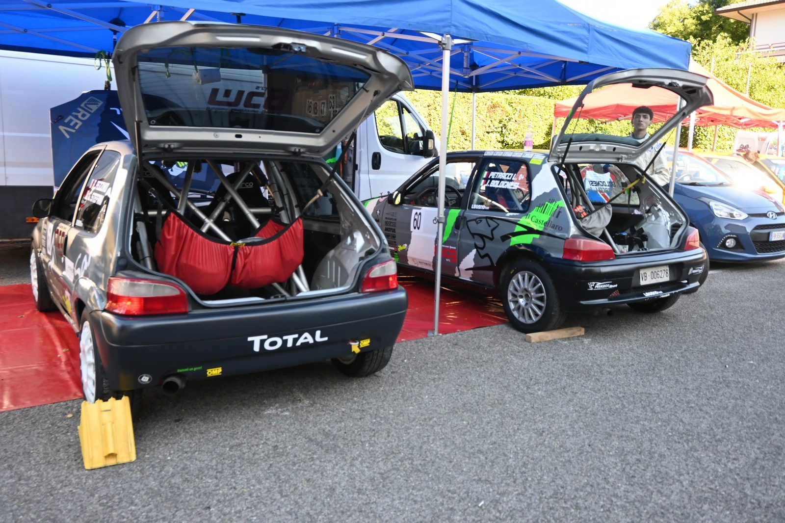 Paddock — le 106 pronte per la partenza